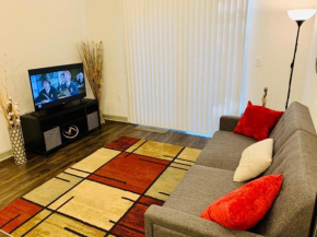 Downtown Apt FREE Parking - Pool - Gym - Fully Kitchen